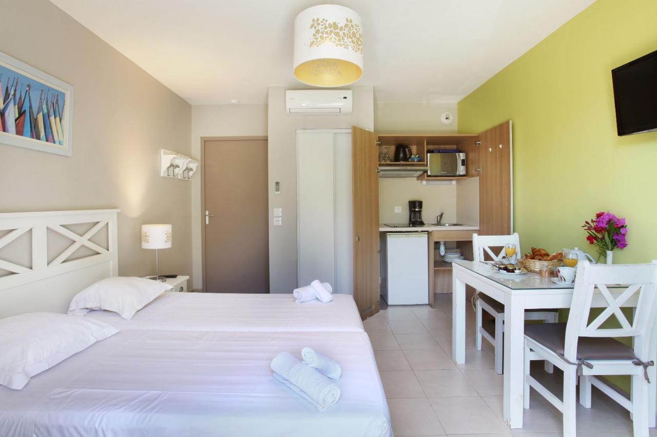 Residence Odalys Les Oceanides La Londe-les-Maures Exteriör bild