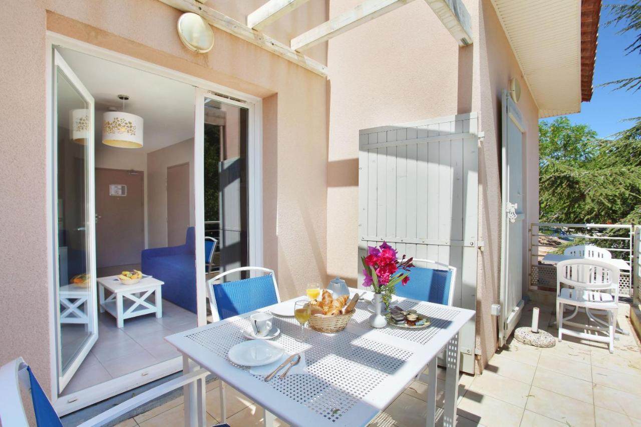 Residence Odalys Les Oceanides La Londe-les-Maures Exteriör bild