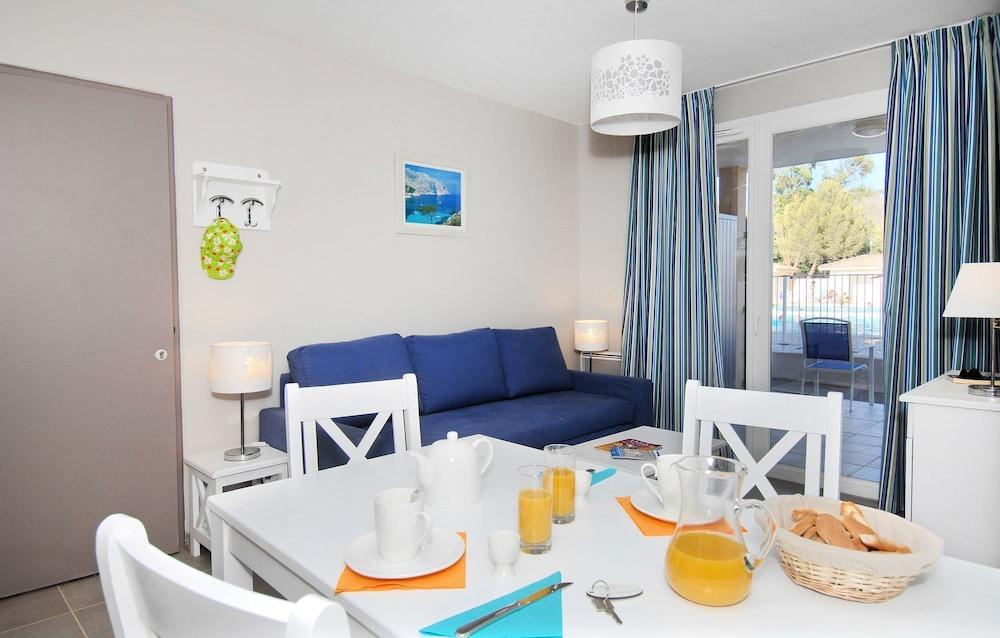 Residence Odalys Les Oceanides La Londe-les-Maures Exteriör bild