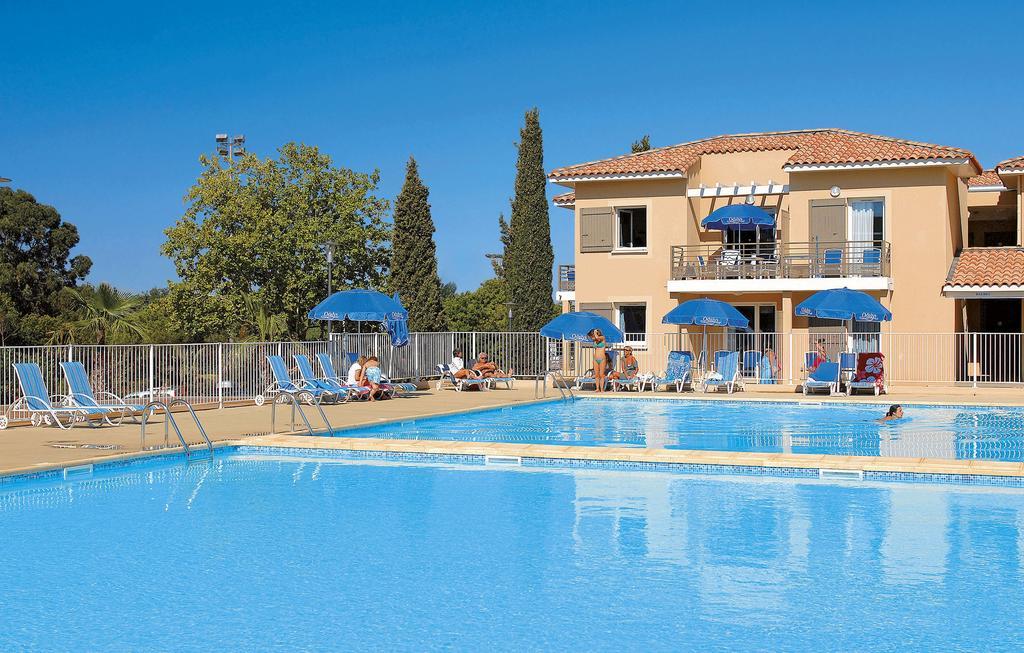 Residence Odalys Les Oceanides La Londe-les-Maures Exteriör bild